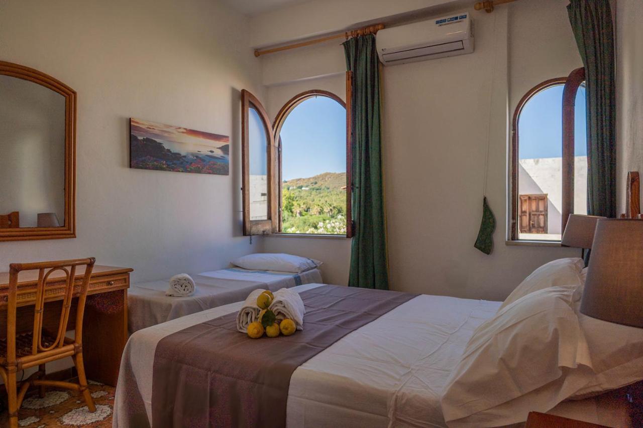 Hotel Rojas Vulcano  Luaran gambar